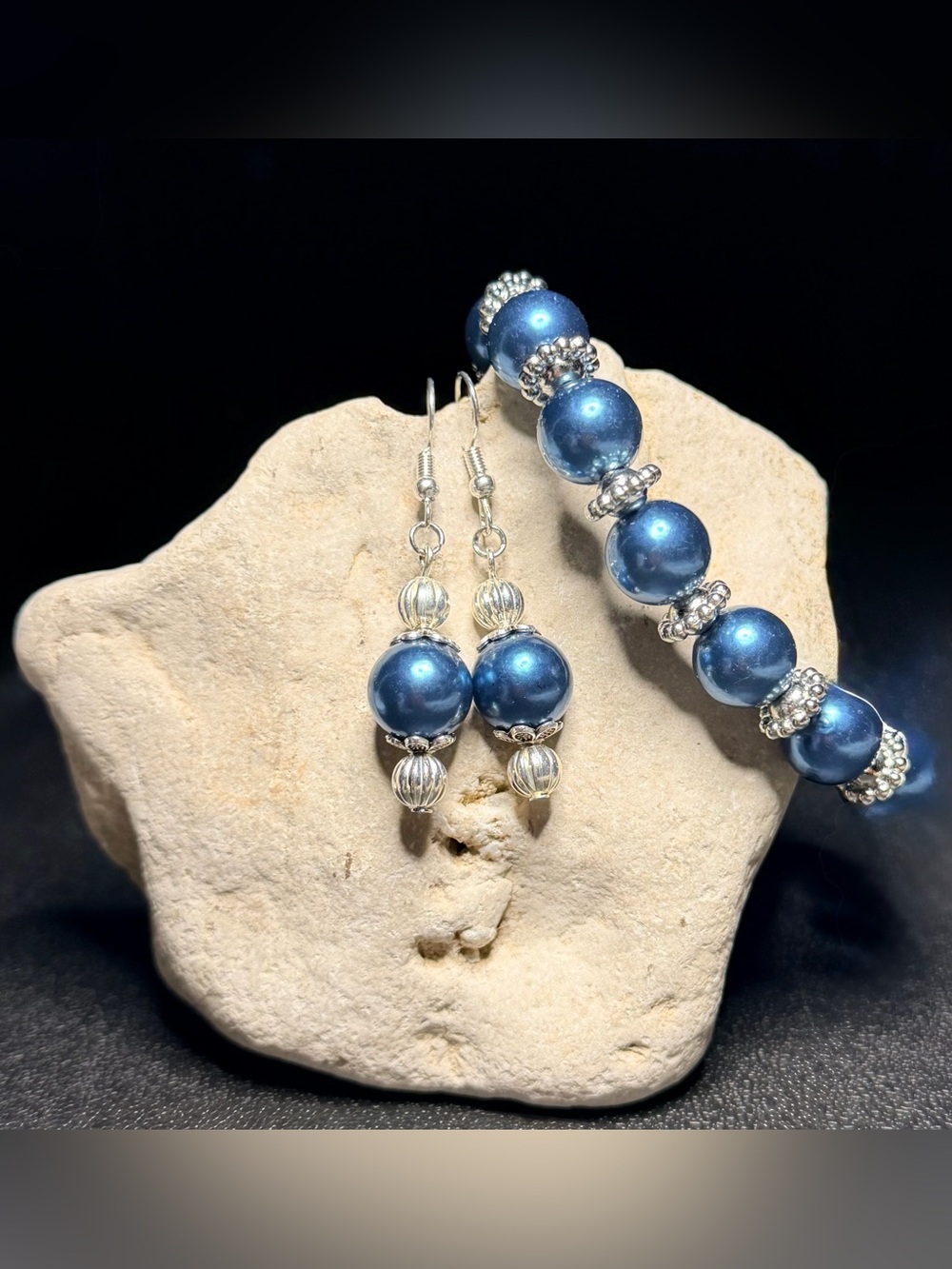 ✨Handcrafted✨Blue Pearl Bead Bracelet and Earrings Set